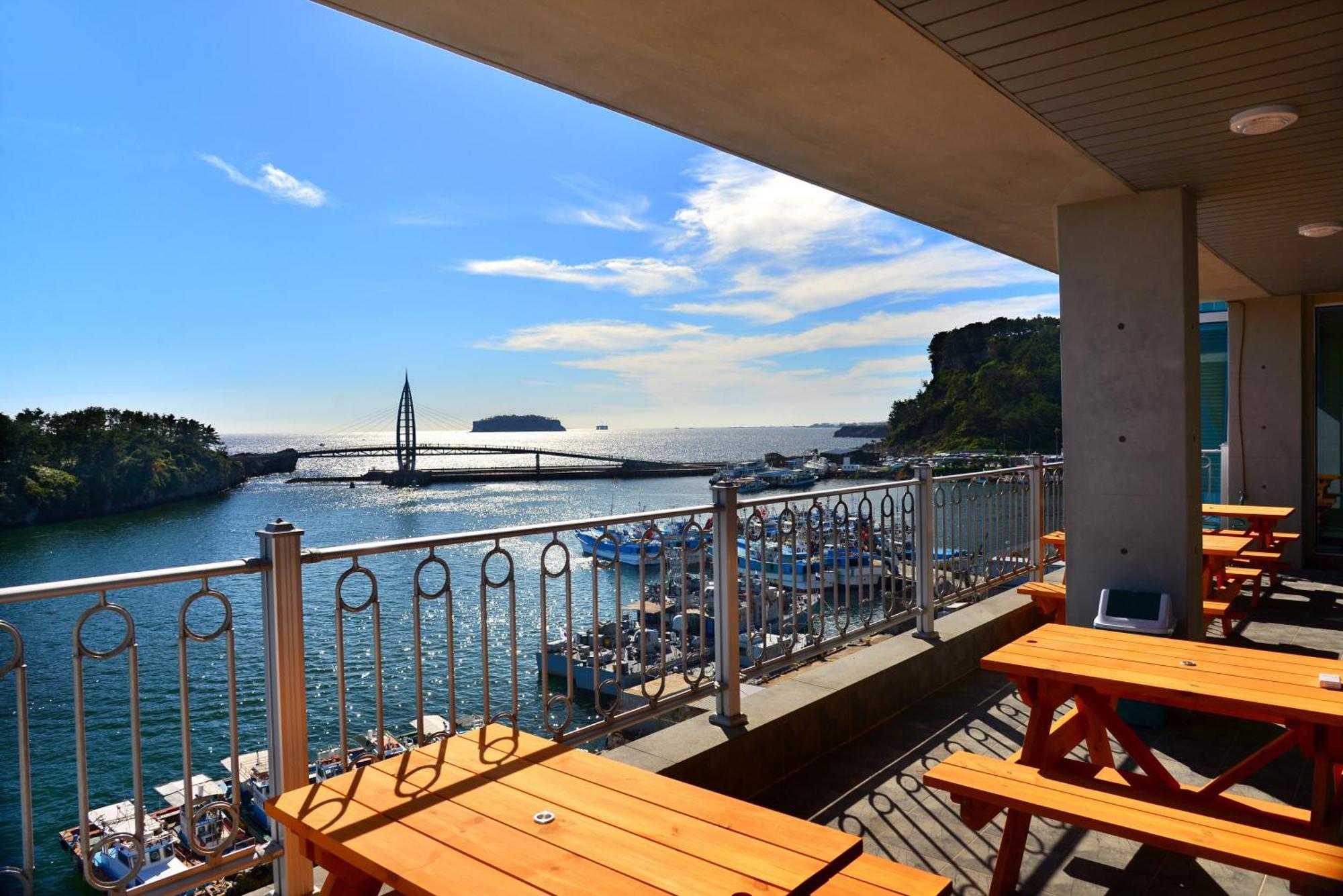 Seom Guesthouse Seogwipo Exterior photo